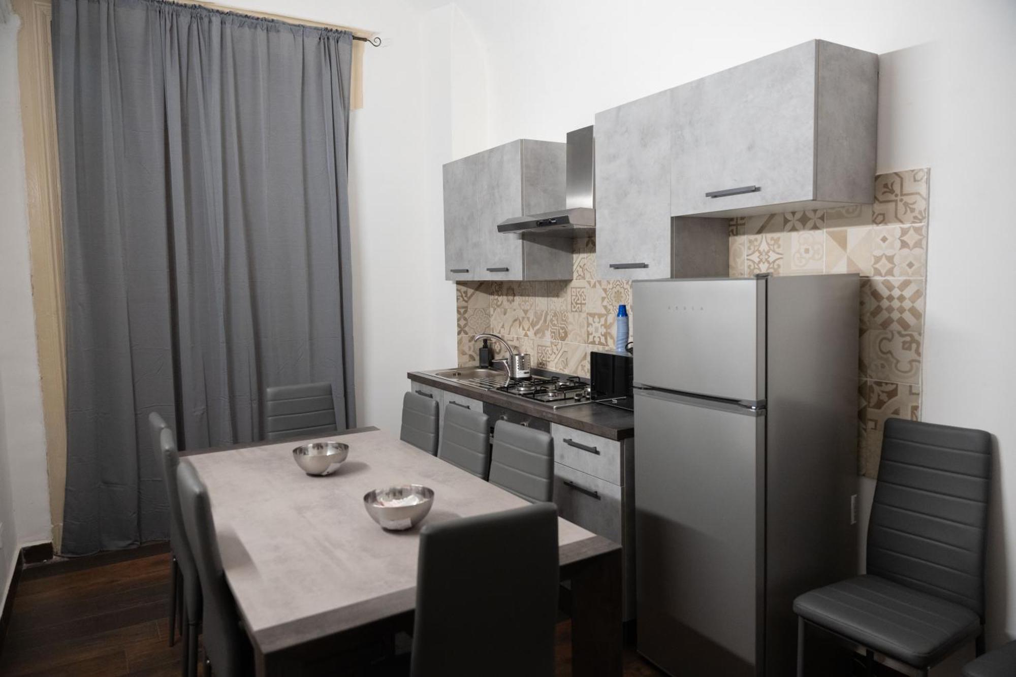 Palazzo Fischetti Bed and breakfast *